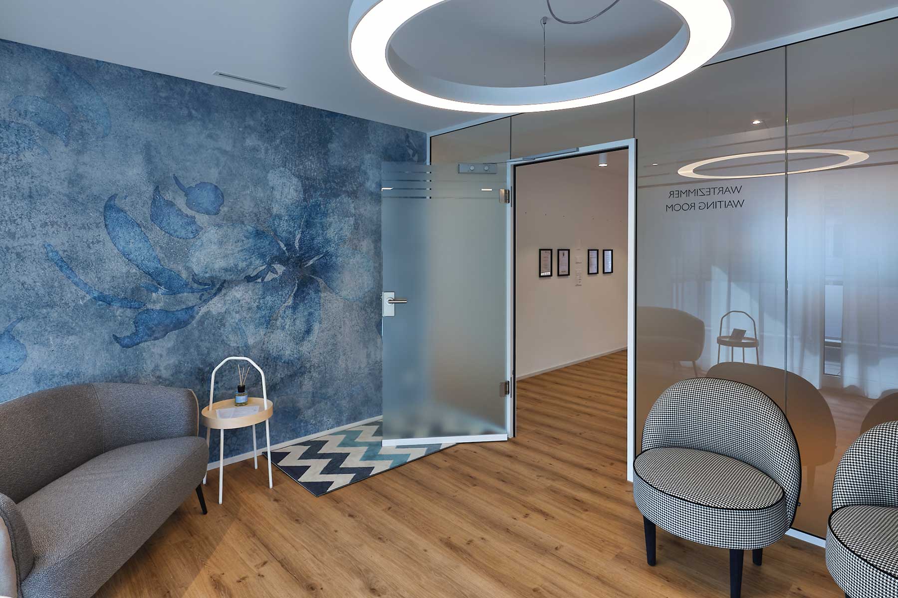 design-vinyl-hautarztpraxis-buochs-09