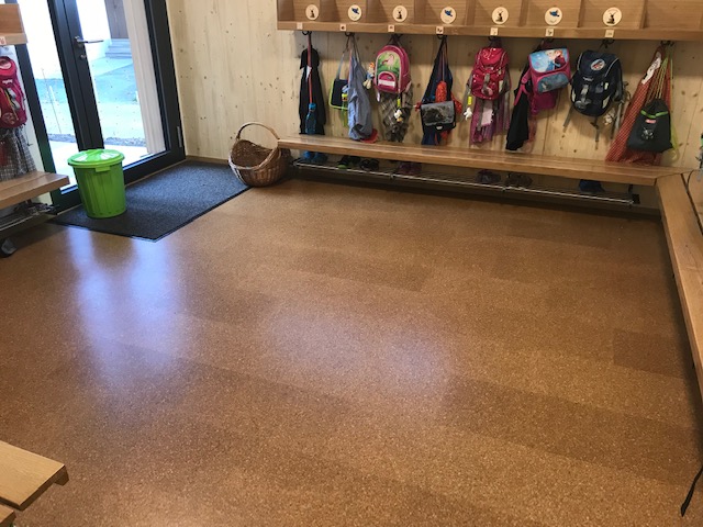 kork-swiss-line-kindergarten-innertkirchen 01