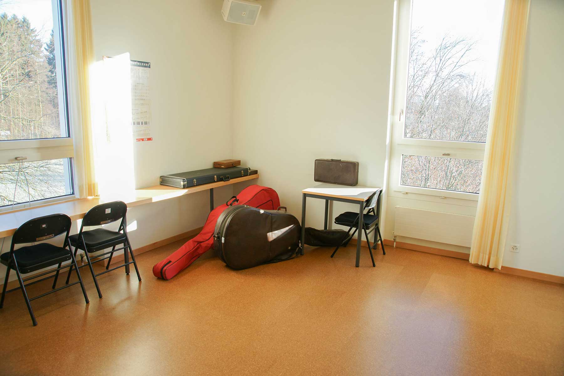 kork-swiss-line-musikschule-huenenberg 01
