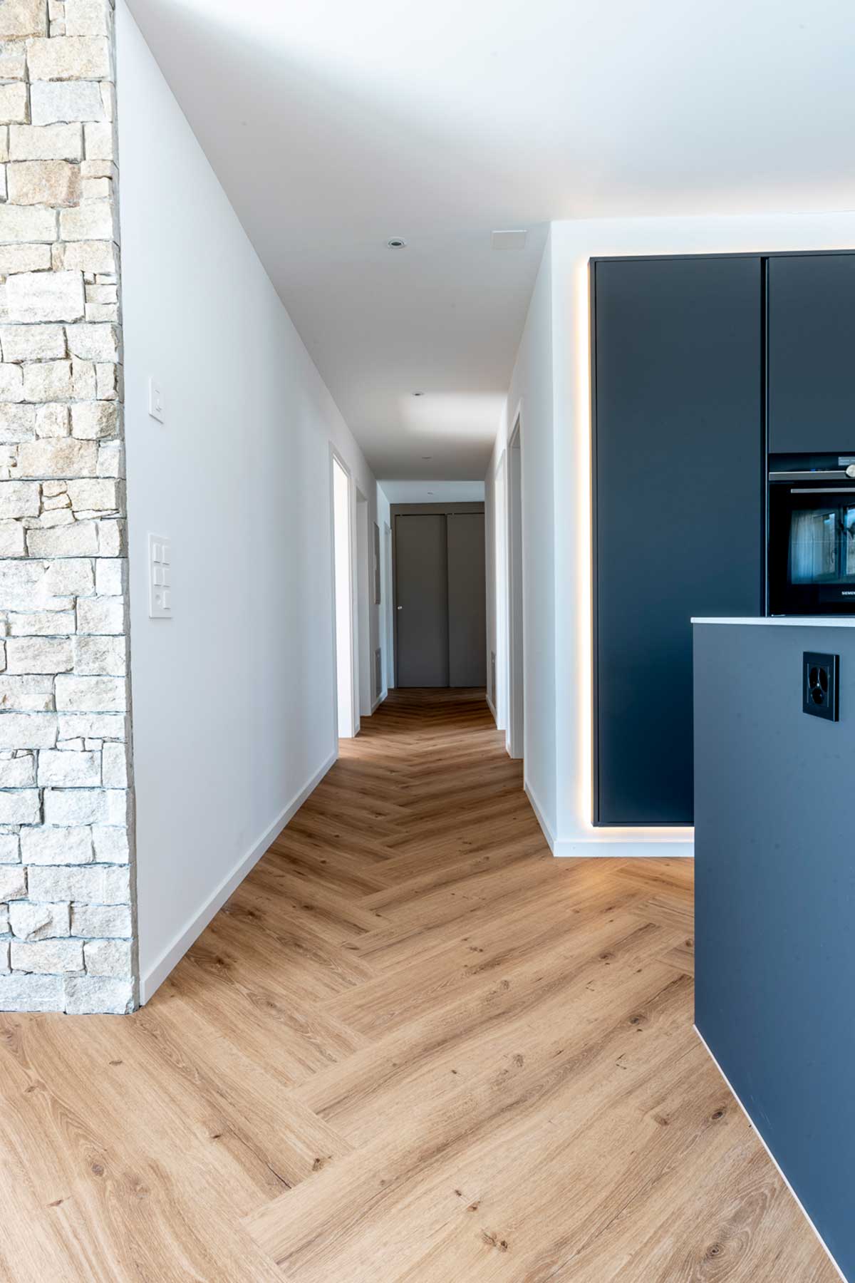 Design Vinyl – Appartement mansardé à Niedergösgen